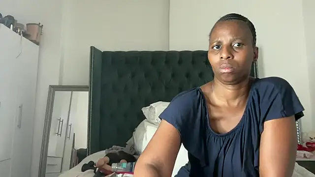 Snapshot of Kadibabe chatting on March 10, 2025, 1:21 pm Kadibabe online show from March 10, 2025, 1:21 pm