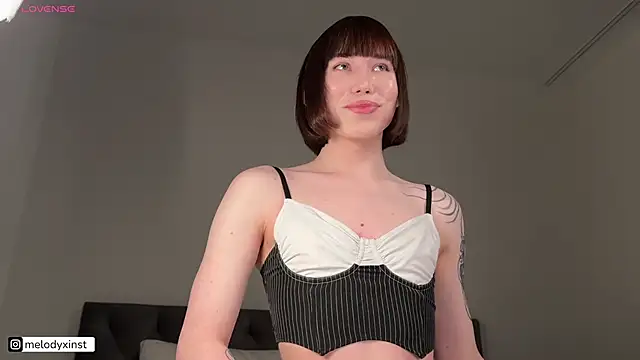 melodyxlove online show from December 16, 2025, 7:23 am