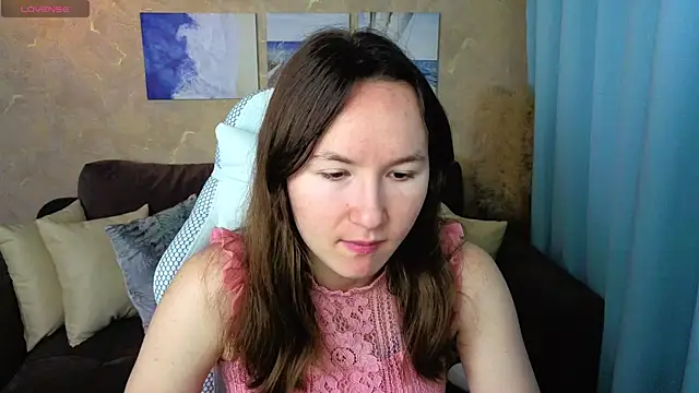 Little doll meow online show from November 27, 2025, 3:07 am