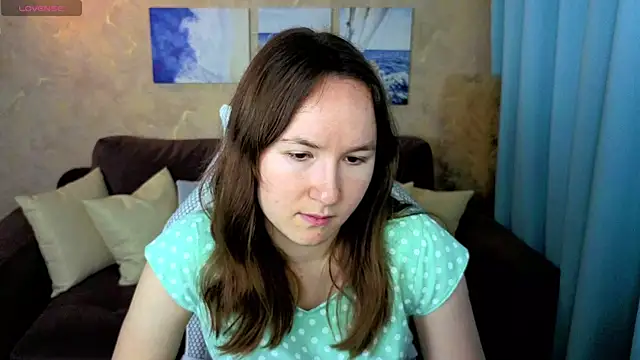 Little doll meow online show from November 20, 2025, 2:56 am