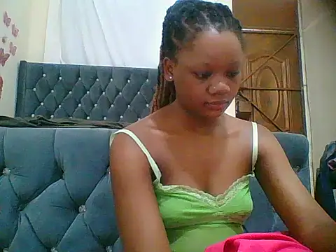 Snapshot of HotJeylee chatting on November 12, 2025, 10:41 am HotJeylee online show from November 12, 2025, 10:41 am