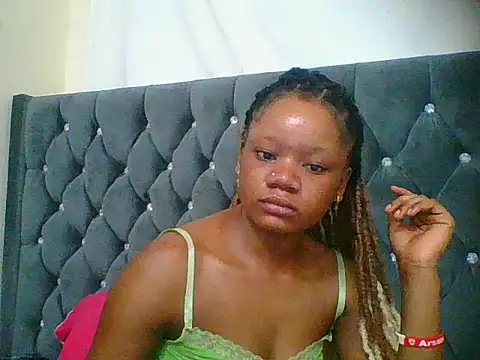 Snapshot of HotJeylee chatting on November 7, 2025, 10:57 pm HotJeylee online show from November 7, 2025, 10:57 pm