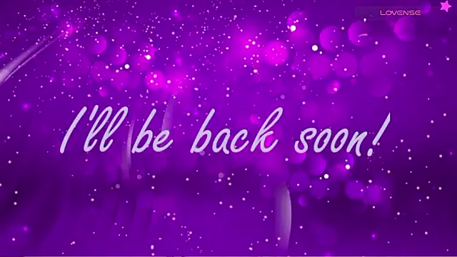 Snapshot of ValleryC chatting on October 31, 2025, 12:18 am ValleryC online show from October 31, 2025, 12:18 am