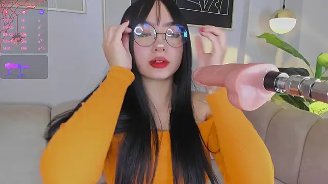 Kloe Raize online show from October 19, 2025, 6:05 am