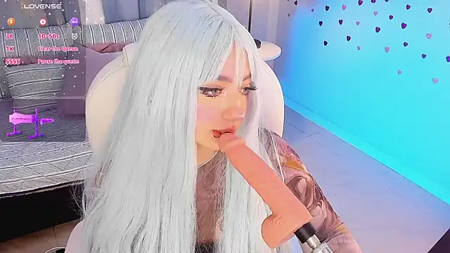 Kloe Raize online show from March 4, 2025, 11:00 pm