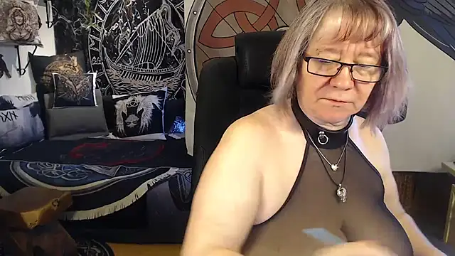 TittenMichelle online show from March 13, 2026, 7:57 am