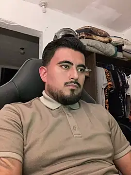 Rubens8866 online show from March 19, 2025, 1:32 am