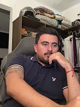 Rubens8866 online show from March 22, 2025, 8:15 pm