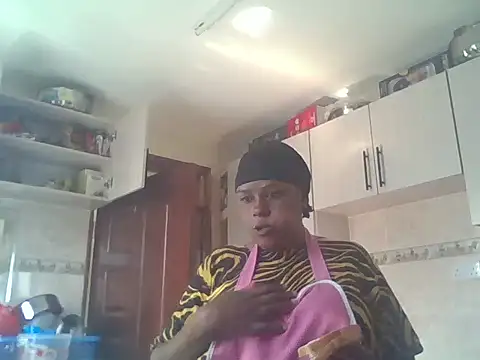 Snapshot of tight_pussy_gall chatting on December 1, 2025, 6:36 am tight pussy gall online show from December 1, 2025, 6:36 am