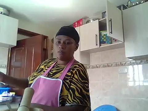 Snapshot of tight_pussy_gall chatting on October 31, 2025, 7:27 am tight pussy gall online show from October 31, 2025, 7:27 am