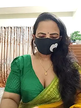 Snapshot of Payel-Sen chatting on November 24, 2025, 4:40 pm Payel-Sen online show from November 24, 2025, 4:40 pm