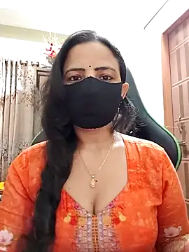 Snapshot of Payel-Sen chatting on February 16, 2026, 7:56 pm Payel-Sen online show from February 16, 2026, 7:56 pm