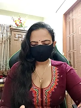 Snapshot of Payel-Sen chatting on January 8, 2026, 6:14 pm Payel-Sen online show from January 8, 2026, 6:14 pm