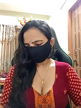 Snapshot of Payel-Sen chatting on January 6, 2026, 6:45 pm Payel-Sen online show from January 6, 2026, 6:45 pm