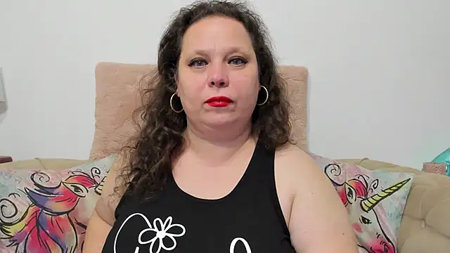 Snapshot of KarolineJoyy chatting on November 28, 2025, 7:36 pm KarolineJoyy online show from November 28, 2025, 7:36 pm