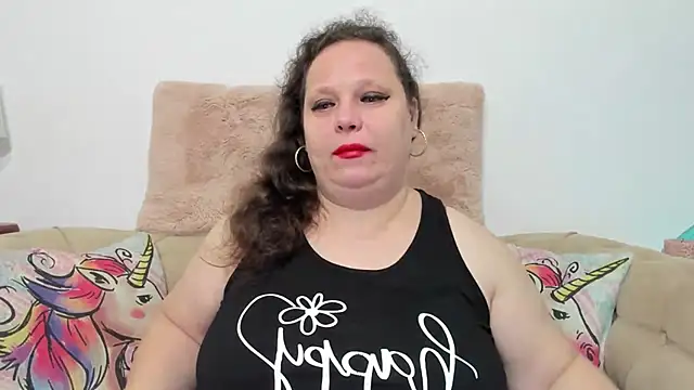 Snapshot of KarolineJoyy chatting on December 5, 2025, 7:45 pm KarolineJoyy online show from December 5, 2025, 7:45 pm