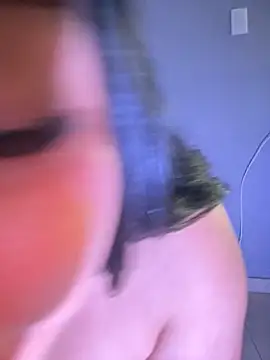 Kym Owens online show from November 30, 2025, 4:35 am