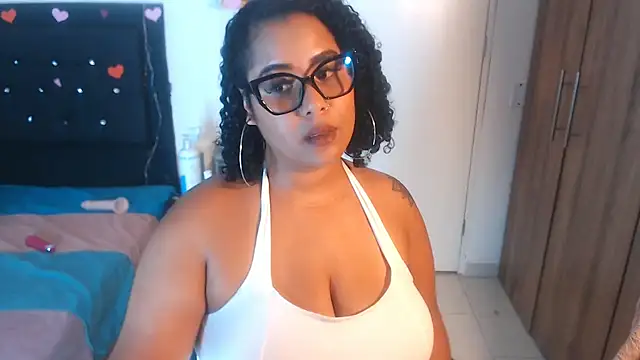 Snapshot of ebony_Exotica chatting on March 8, 2025, 9:51 pm ebony Exotica online show from March 8, 2025, 9:51 pm