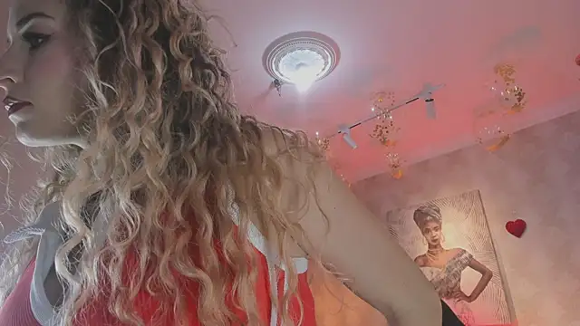 Shantall   online show from March 19, 2026, 10:59 am