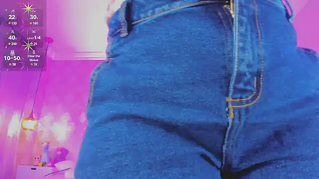 Snapshot of Shantall__ chatting on March 12, 2025, 11:10 am Shantall online show from March 12, 2025, 11:10 am