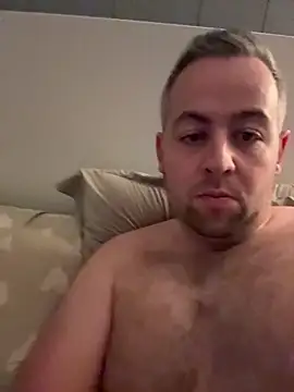 Snapshot of IrishManc chatting on November 3, 2025, 11:03 am IrishManc online show from November 3, 2025, 11:03 am