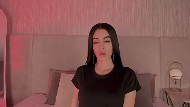 MALENA-ANGEL online show from November 4, 2025, 8:12 pm