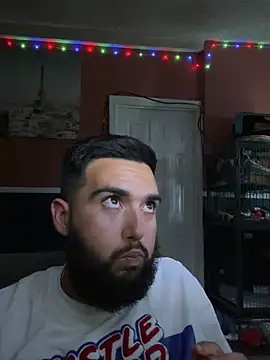 bigdickgio6923 online show from December 17, 2024, 5:51 am