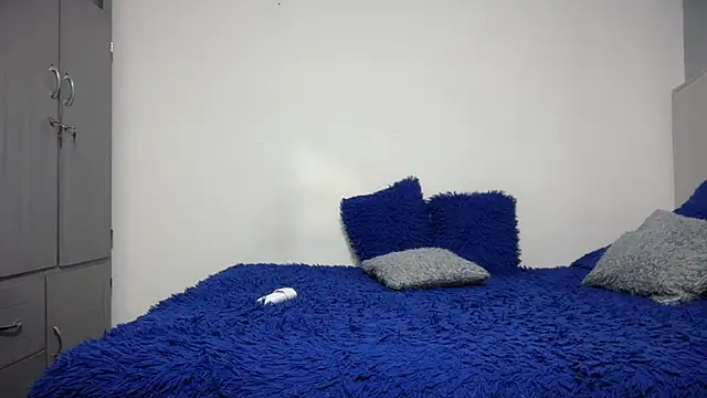 dominic brandd23 online show from April 23, 2026, 3:24 am