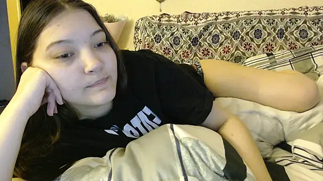 AlisaDevis online show from January 19, 2025, 10:06 am