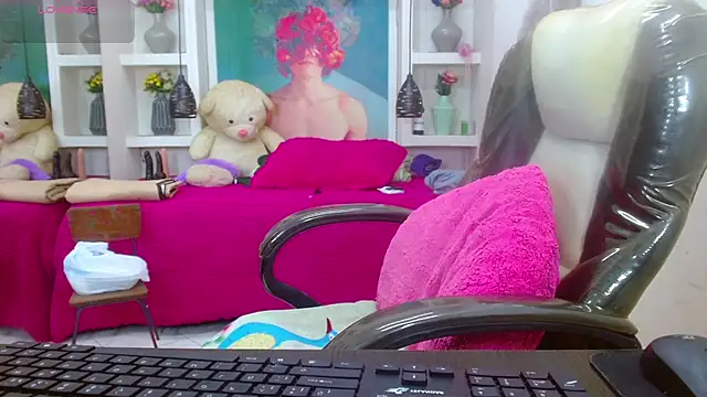 Snapshot of lorenapinto chatting on October 31, 2025, 1:52 pm lorenapinto online show from October 31, 2025, 1:52 pm