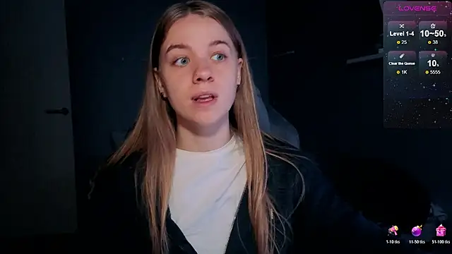 candy maggie online show from November 5, 2025, 5:16 pm