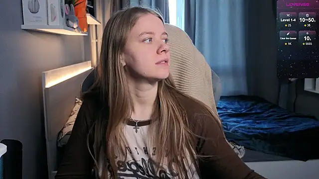 candy maggie online show from March 21, 2025, 11:55 am