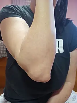 Snapshot of KristenVega chatting on February 14, 2026, 7:41 am KristenVega online show from February 14, 2026, 7:41 am