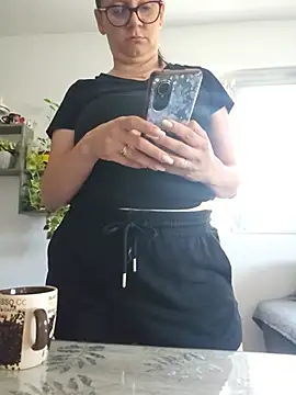 KristenVega online show from July 9, 2026, 7:42 am