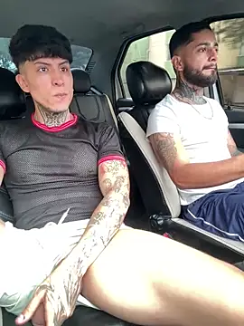  Tomy08calderon online show from September 23, 2025, 6:26 pm