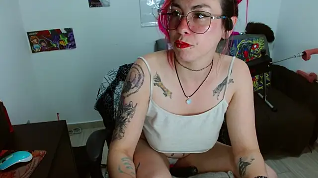 Snapshot of natasha_laulau chatting on July 14, 2026, 2:05 am natasha laulau online show from July 14, 2026, 2:05 am