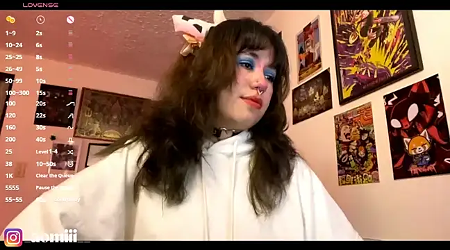 Snapshot of aomiii chatting on March 19, 2025, 6:34 pm aomiii online show from March 19, 2025, 6:34 pm