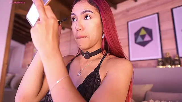 AmmyScott online show from March 5, 2026, 7:43 pm