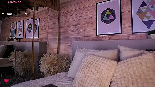 Snapshot of AmmyScott chatting on November 11, 2025, 11:31 pm AmmyScott online show from November 11, 2025, 11:31 pm