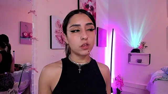 MaveParks  online show from December 5, 2025, 12:04 pm