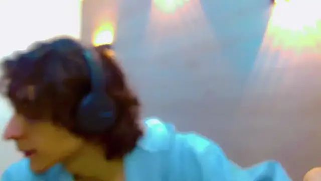 Snapshot of Sr_BonnyEthan chatting on October 6, 2025, 2:07 pm Sr BonnyEthan online show from October 6, 2025, 2:07 pm