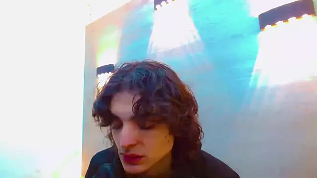 Snapshot of Sr_BonnyEthan chatting on October 3, 2025, 2:07 pm Sr BonnyEthan online show from October 3, 2025, 2:07 pm