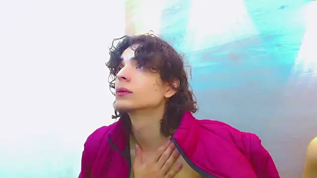 Snapshot of Sr_BonnyEthan chatting on October 11, 2025, 2:18 pm Sr BonnyEthan online show from October 11, 2025, 2:18 pm