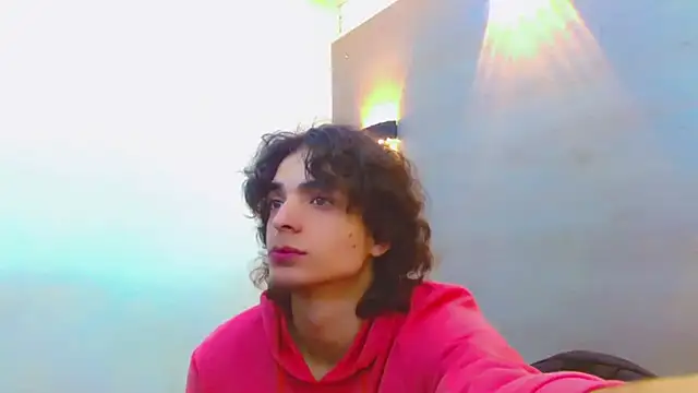 Snapshot of Sr_BonnyEthan chatting on September 29, 2025, 2:12 pm Sr BonnyEthan online show from September 29, 2025, 2:12 pm