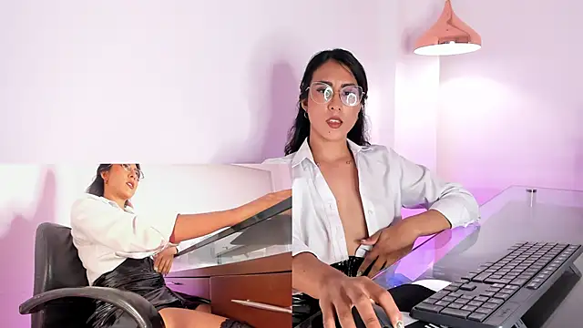 DaraBeckett online show from February 25, 2025, 6:44 pm