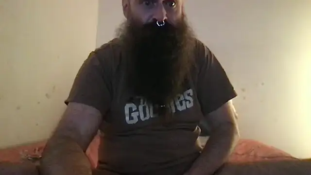 Snapshot of JunkieShitPig chatting on October 8, 2025, 8:42 pm JunkieShitPig online show from October 8, 2025, 8:42 pm