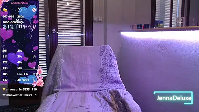 Snapshot of JennaDeluxe chatting on July 8, 2026, 6:58 am JennaDeluxe online show from July 8, 2026, 6:58 am