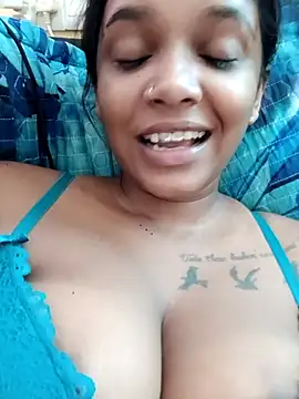 Indianqueen03 online show from February 13, 2026, 10:37 am