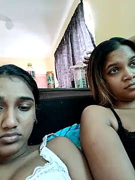 Snapshot of Indianqueen03 chatting on October 28, 2025, 10:36 am Indianqueen03 online show from October 28, 2025, 10:36 am