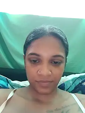Indianqueen03 online show from October 15, 2025, 9:17 am